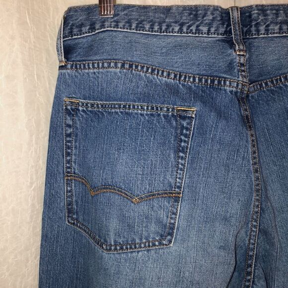 AEO 34x32 Bootcut Jeans in Gently Worn Condition - Picture 9 of 14